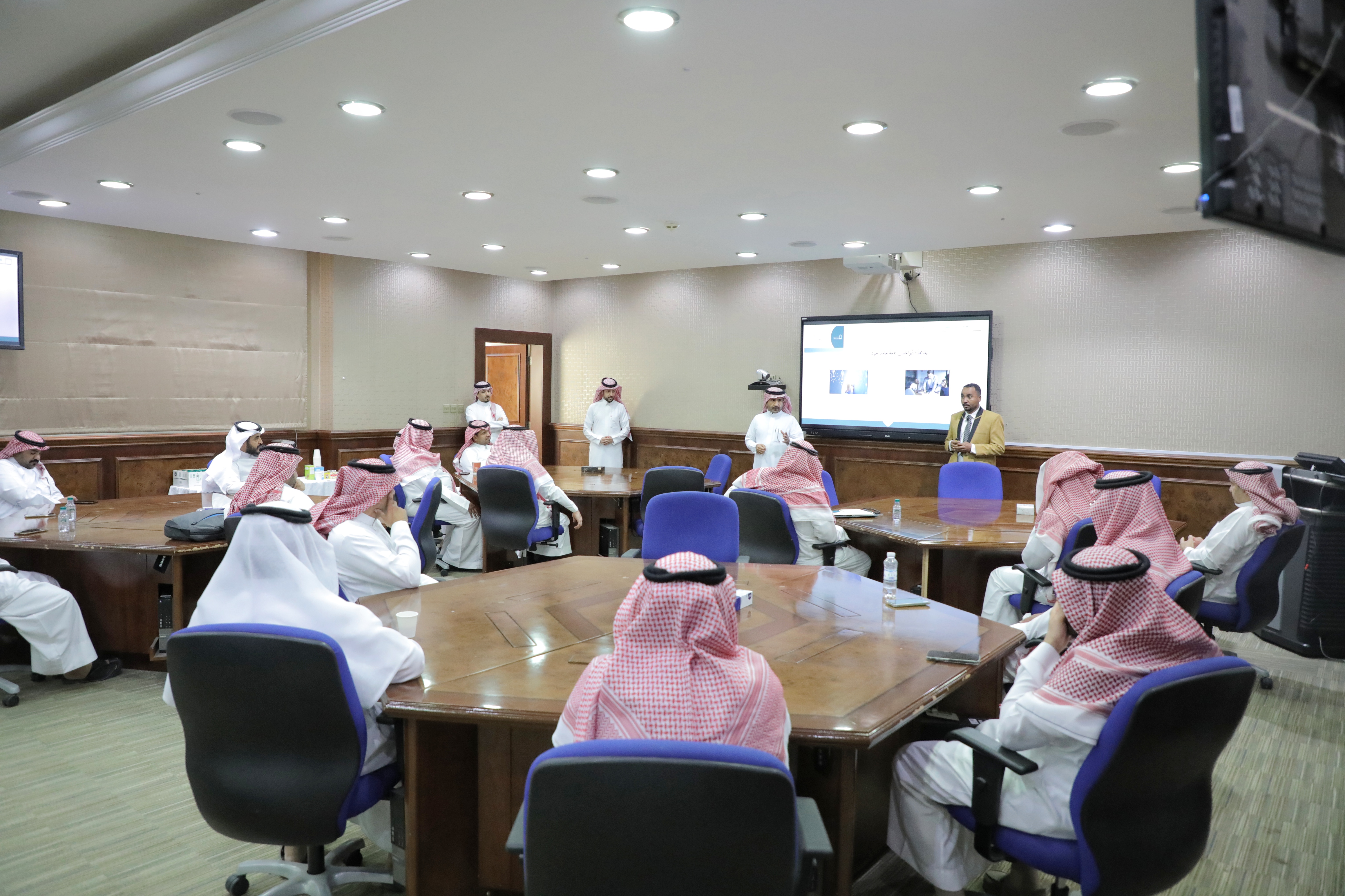 البرنامج التدريبي