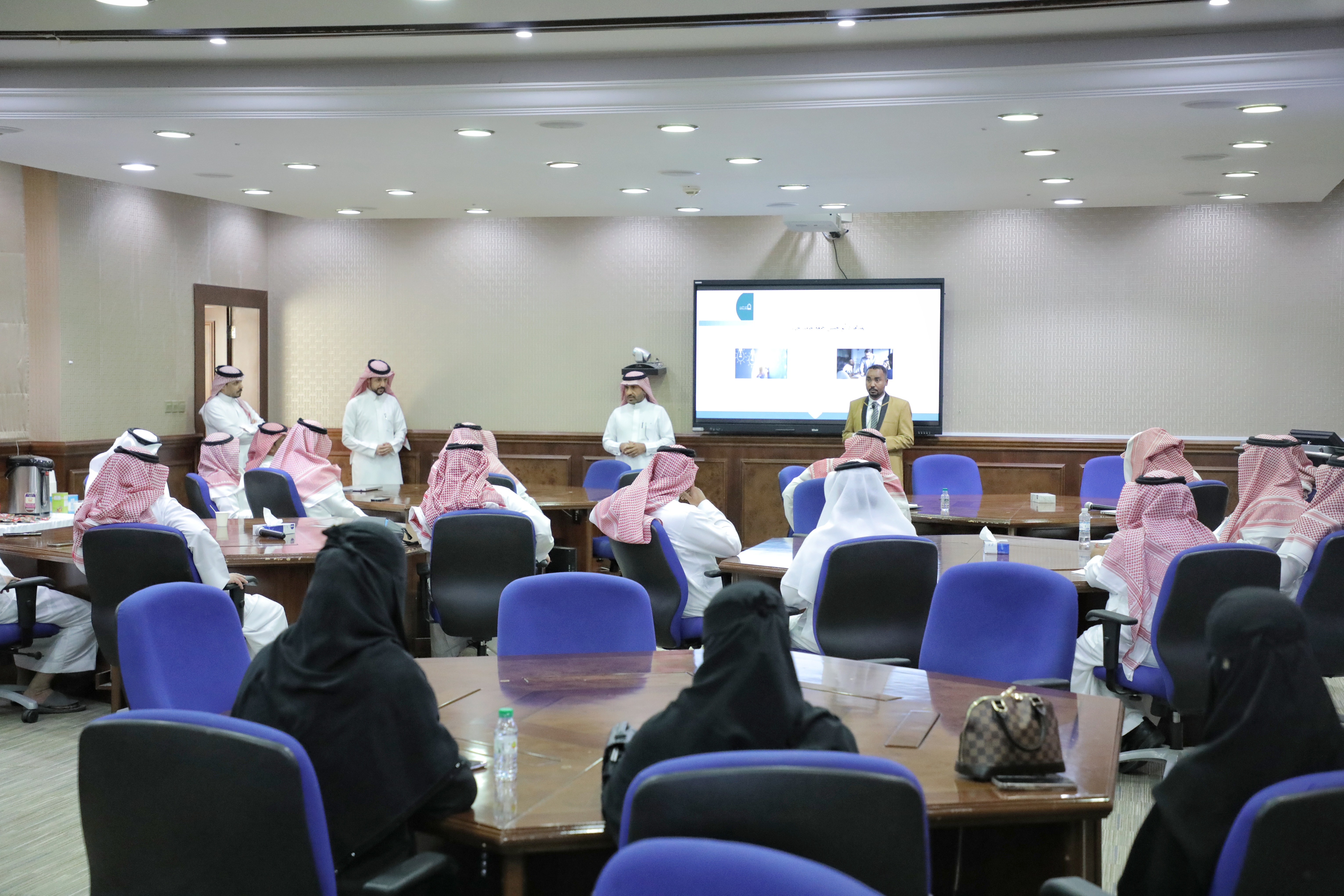 البرنامج التدريبي