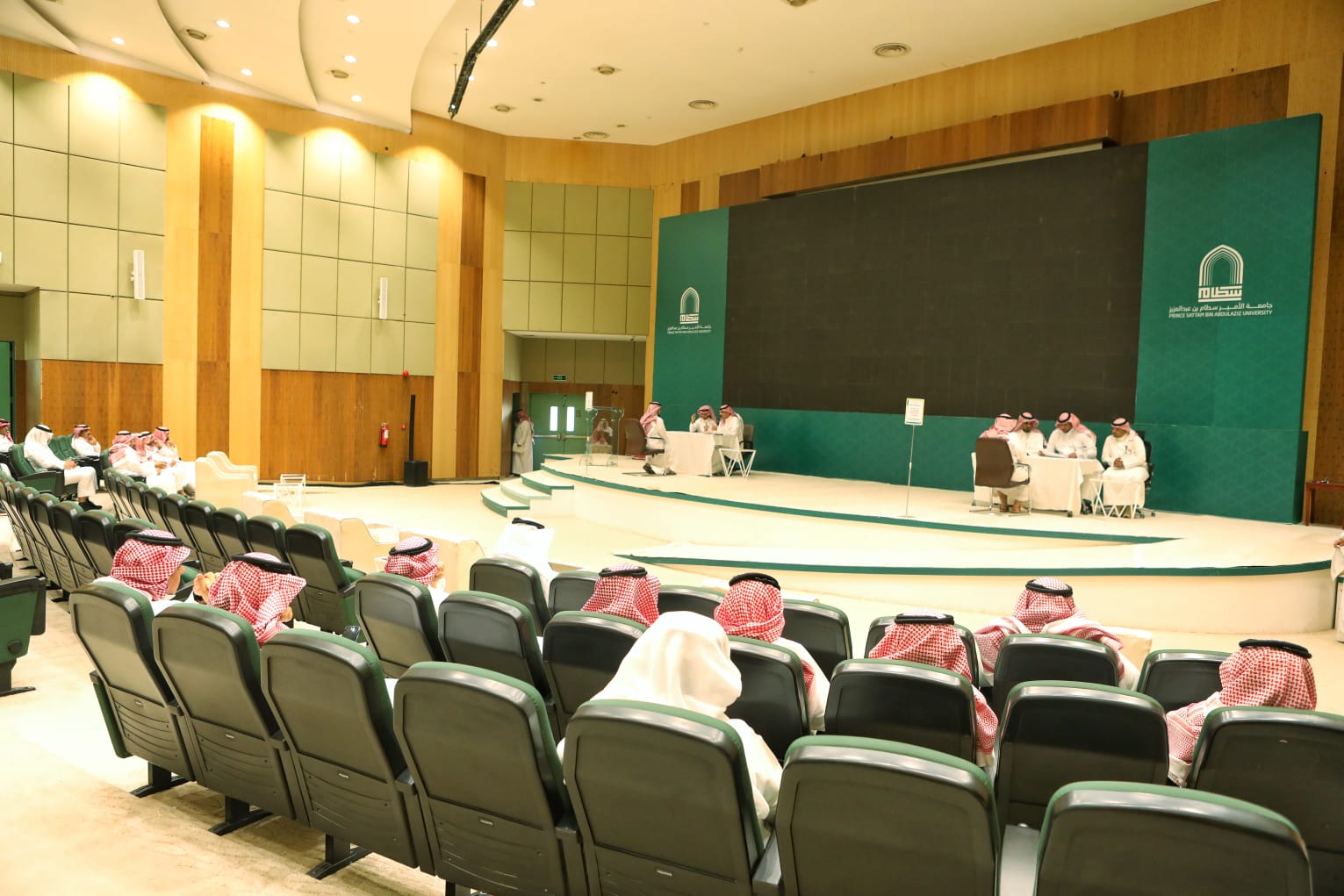 المقابلات الشخصية