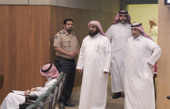 نجاح عمادة الموارد البشرية في إدارة المسابقات الوظيفية